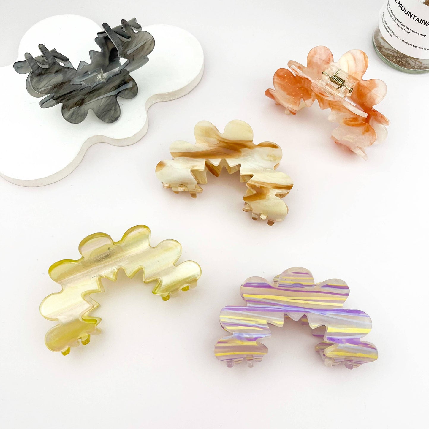 Elegant Wave Flower Acetate Hair Claw Clip