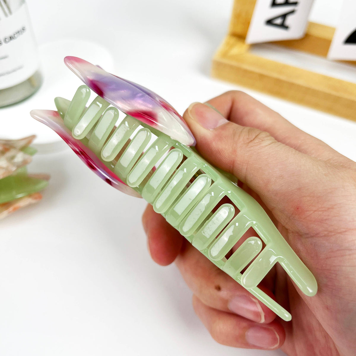 Tulip Hair Claw Clip | Floral Acetate Hair Accessory