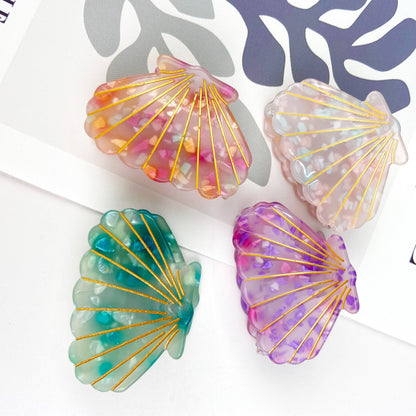 Scallop hair claw clip