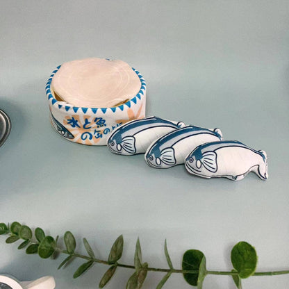Moo - Fish Can Cat Toy