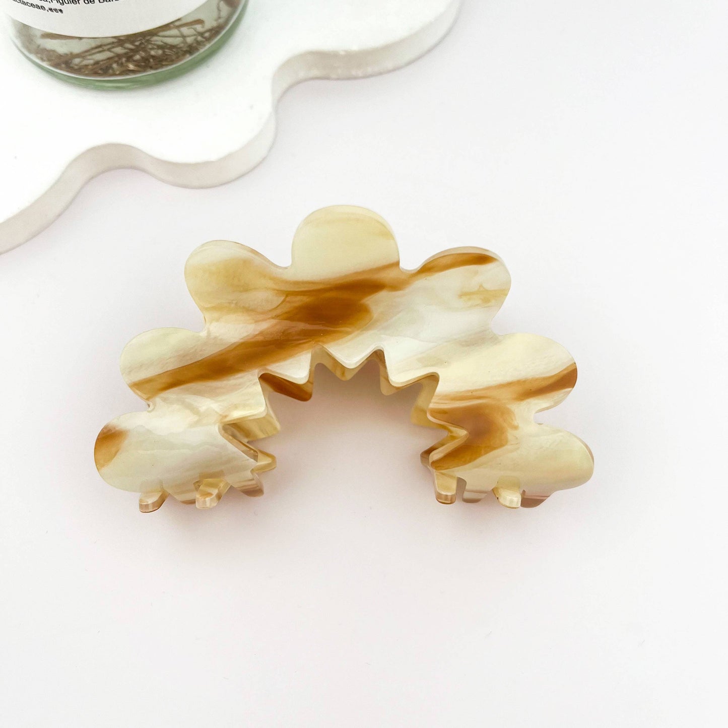 Elegant Wave Flower Acetate Hair Claw Clip